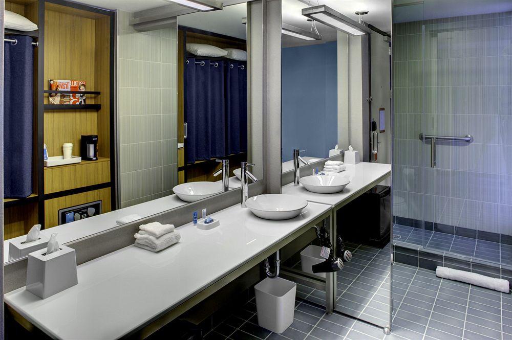 Aloft Bengaluru Whitefield Hotel Eksteriør billede